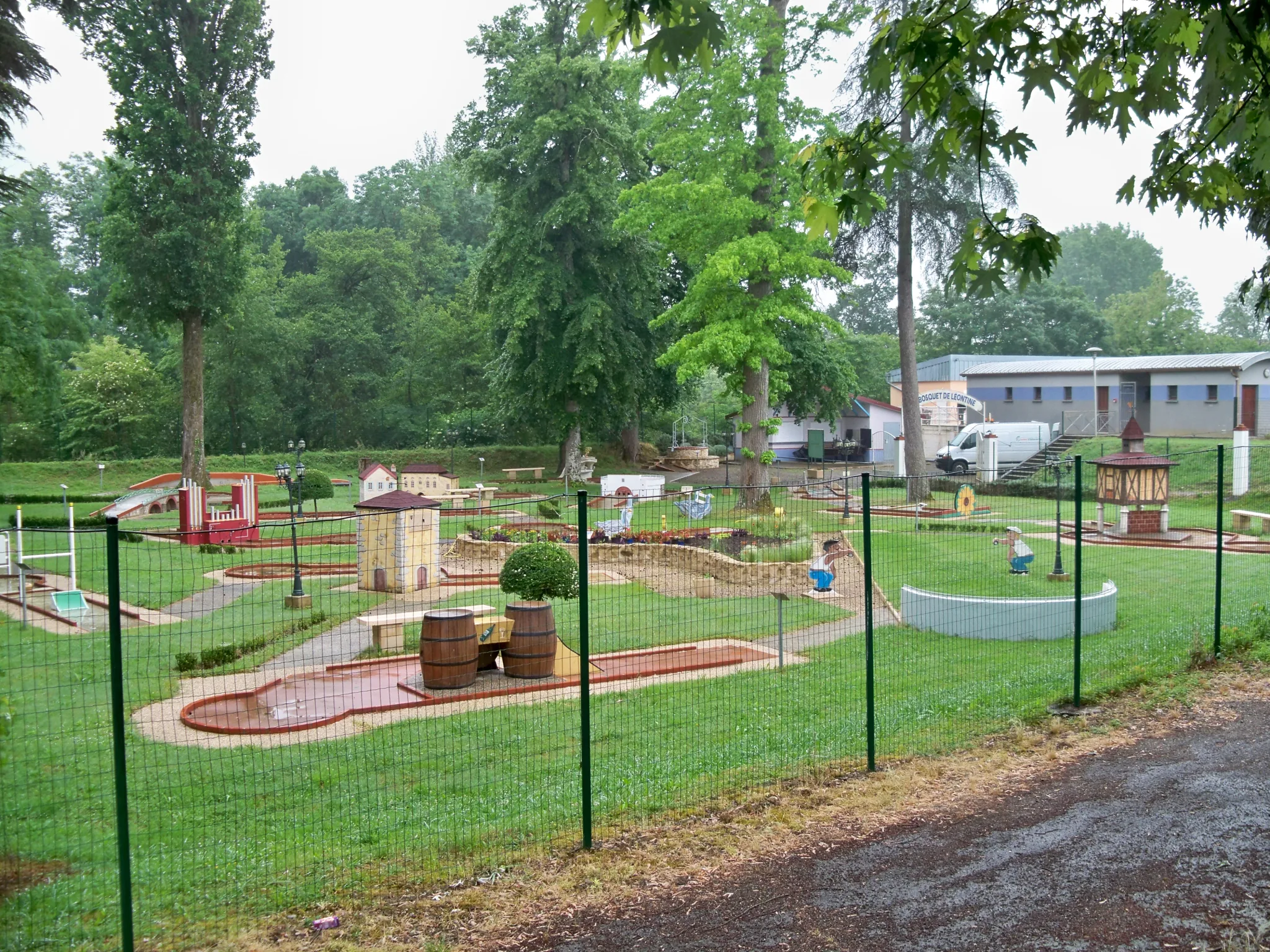 Illustration : minigolf de Plaisance