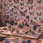 À Nîmes, 40 artistes exposent leurs papillons pour Octobre rose